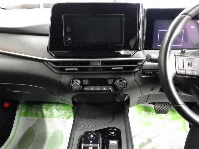 ノート Ｘ　ＦＯＵＲ　エマージェンシーブレーキ　純正ディスプレイオーディオ　ＬＥＤヘッドライト　フロント左右シートヒーター　ステアリングヒーター　クリアランスソナー　スタッドレスタイヤ積込ｉＧ６０　寒冷地仕様　禁煙車（33枚目）