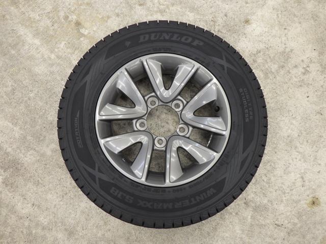 ジムニーシエラ ランドベンチャー　４ＷＤ　４ＡＴ　純正パナソニック製ＳＤナビフルセグ　バックカメラ　ＥＴＣ　ランドベンチャー専用シート　運転席シートヒーター　ミラーヒーター　ＤＡＭＤ１５インチＡＷ　切替４ＷＤスイッチ　ＥＳＰ　禁煙車（67枚目）