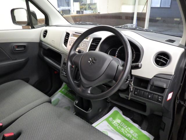 ワゴンR FX 4WD キーレスエントリー ライトレベライザー アイドリングストップ フロント左右シートヒーター ミラーヒーター 純正CDデッキ 社外フロアマット&ドアバイザー 社外14インチアルミホイール 禁煙車(10枚目)