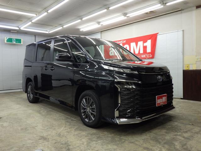 ヴォクシー ハイブリッドS-G 4WD TSS 8インチディスプレイナビ バックカメラ ビルトインETC2.0 ワイパーデアイサー 左側パワスラ LEDヘッドライト 純正16インチAW LEDヘッドライト VSC 寒冷地仕様 禁煙車(6枚目)