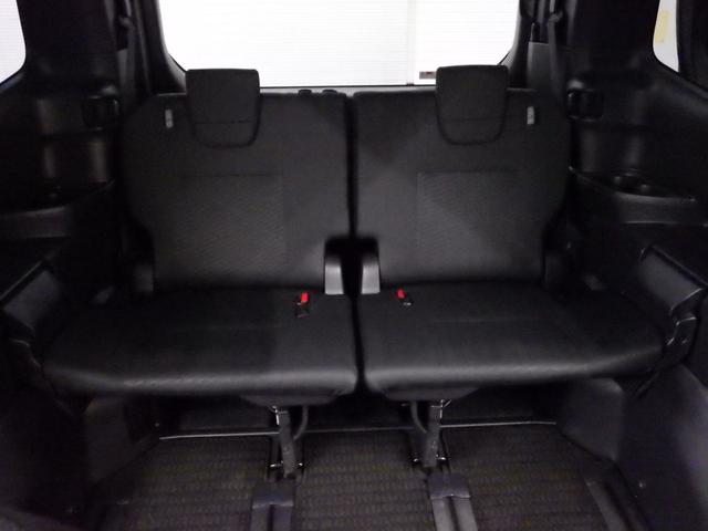 ヴォクシー ハイブリッドS-G 4WD TSS 8インチディスプレイナビ バックカメラ ビルトインETC2.0 ワイパーデアイサー 左側パワスラ LEDヘッドライト 純正16インチAW LEDヘッドライト VSC 寒冷地仕様 禁煙車(19枚目)