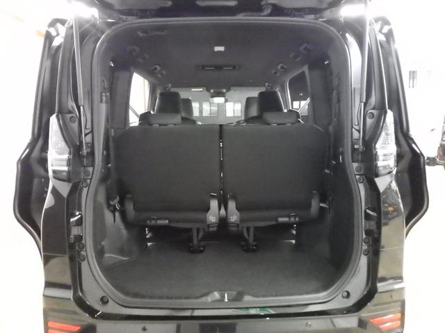 ヴォクシー ハイブリッドS-G 4WD TSS 8インチディスプレイナビ バックカメラ ビルトインETC2.0 ワイパーデアイサー 左側パワスラ LEDヘッドライト 純正16インチAW LEDヘッドライト VSC 寒冷地仕様 禁煙車(20枚目)