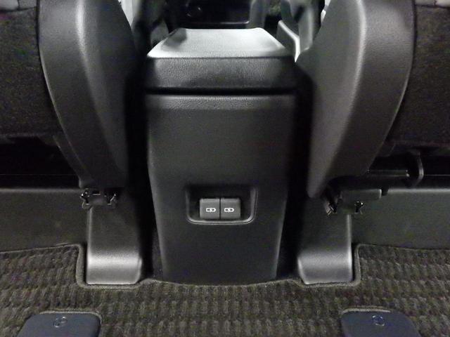 ヴォクシー ハイブリッドS-G 4WD TSS 8インチディスプレイナビ バックカメラ ビルトインETC2.0 ワイパーデアイサー 左側パワスラ LEDヘッドライト 純正16インチAW LEDヘッドライト VSC 寒冷地仕様 禁煙車(44枚目)