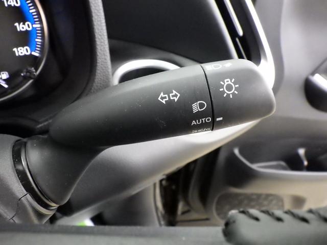 ヴォクシー ハイブリッドS-G 4WD TSS 8インチディスプレイナビ バックカメラ ビルトインETC2.0 ワイパーデアイサー 左側パワスラ LEDヘッドライト 純正16インチAW LEDヘッドライト VSC 寒冷地仕様 禁煙車(49枚目)