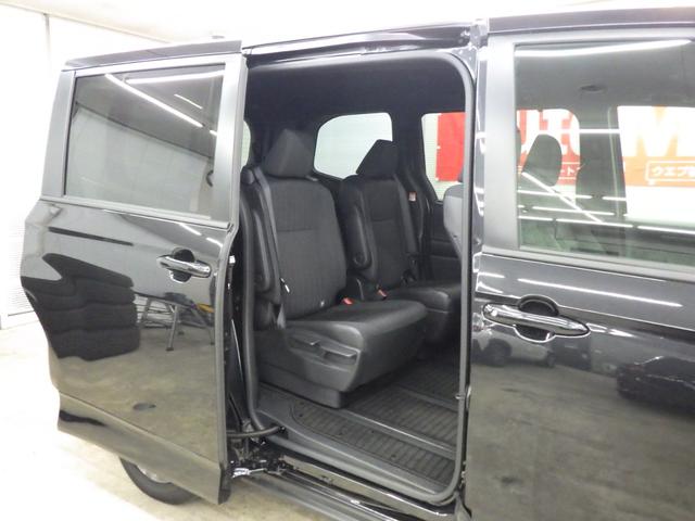 ヴォクシー ハイブリッドS-G 4WD TSS 8インチディスプレイナビ バックカメラ ビルトインETC2.0 ワイパーデアイサー 左側パワスラ LEDヘッドライト 純正16インチAW LEDヘッドライト VSC 寒冷地仕様 禁煙車(70枚目)