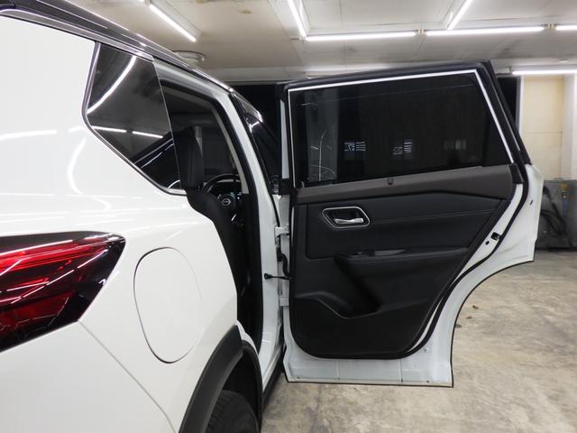 エクストレイル G e-4ORCE 4WD プロパイロット 12.3型メーカーOP日産コネクトナビフルセグ アラウンドビューモニター ETC2.0 スマートルームミラー BSM HUD パワーバックドア 寒冷地仕様 ワンオーナー 禁煙車(73枚目)