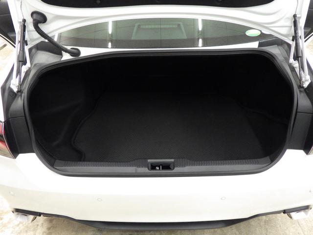 クラウンハイブリッド RSアドバンス Four 4WD サンルーフ 純正ナビフルセグ パノラミックビューモニター ETC2.0 純正オプションフルエアロ デジタルインナーミラー 純正マットバイザー 純正F&室内ドラレコ TSS ワンオーナー 禁煙車(19枚目)