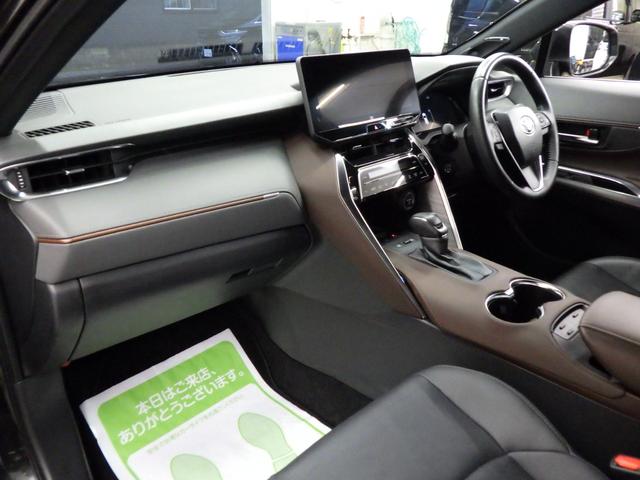 ハリアーハイブリッド Z レザーパッケージ 4WD TSS パノラマルーフ 12.3型JBLプレミアムサウンドナビフルセグ パノラミックビューモニター AC100Vコンセント ITSコネクト ワイパーデアイサー 寒冷地仕様 ワンオーナー 禁煙車(12枚目)
