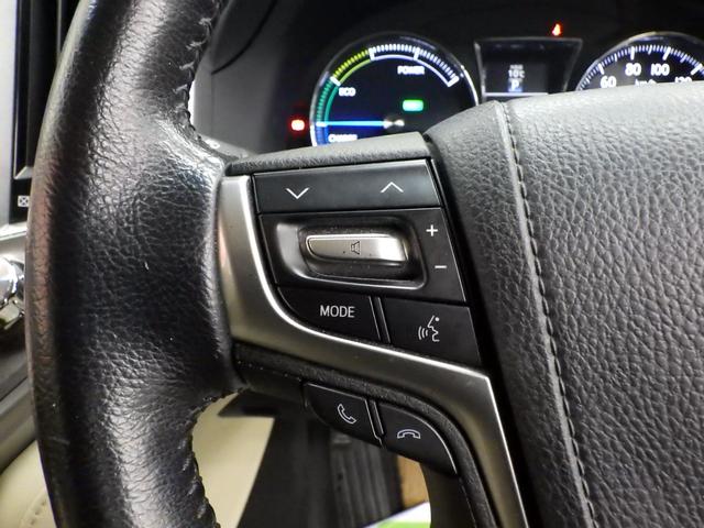 クラウンハイブリッド ロイヤルサルーン Four 4WD 純正ナビフルセグ バックカメラ ビルトインETC オートクルーズ F左右パワーシート&シートヒーター ステアリングヒーター LEDヘッドライト LEDフォグ 寒冷地仕様 ワンオーナー 禁煙車(41枚目)