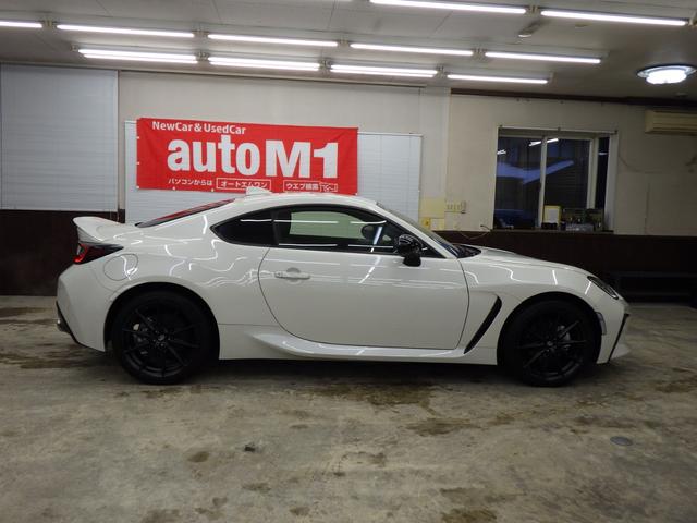 ＧＲ８６ ＲＺ　６ＭＴ　社外９インチナビフルセグ　バックカメラ　ＥＴＣ　前後ドラレコ　レーダークルーズ　ミラーヒーター　純正１８インチＡＷ　ステアリング連動ＬＥＤヘッドライト　Ｒフォグ　Ｒソナー　ワンオーナー　禁煙車（59枚目）