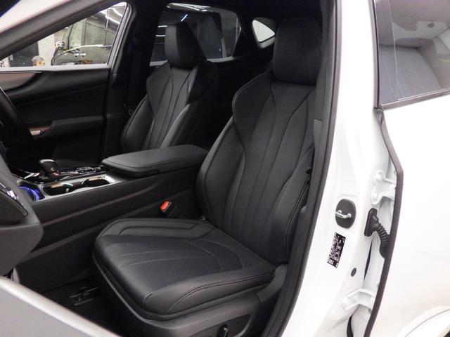 ＮＸ ＮＸ３５０ｈ　Ｆスポーツ　４ＷＤ　レクサスセーフティシステム＋　ＴＲＤフルエアロ　純正ナビフルセグ　パノラミックビューモニター　ビルトインＥＴＣ２．０　デジタルインナーミラー　黒革シート　Ｒパワーゲート　ワンオーナー　禁煙車（13枚目）