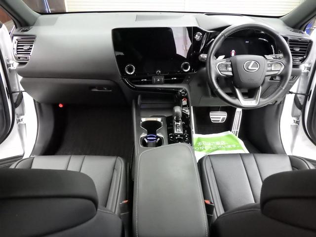 ＮＸ ＮＸ３５０ｈ　Ｆスポーツ　４ＷＤ　レクサスセーフティシステム＋　ＴＲＤフルエアロ　純正ナビフルセグ　パノラミックビューモニター　ビルトインＥＴＣ２．０　デジタルインナーミラー　黒革シート　Ｒパワーゲート　ワンオーナー　禁煙車（14枚目）