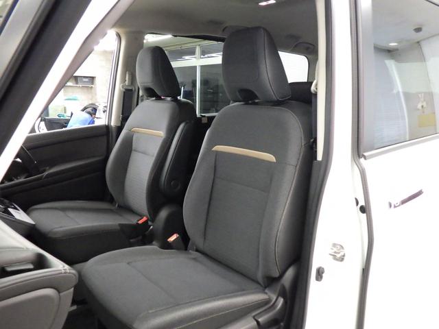 セレナ ハイウェイスターV 4WD 12.3型日産コネクトナビフルセグ アラウンドビューモニター ビルトインETC2.0 ナビリンク機能付プロパイロット ワイヤレス充電 LEDヘッドライト 寒冷地仕様 ワンオーナー 禁煙車(13枚目)