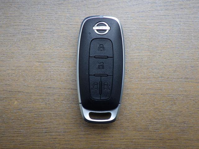 セレナ ハイウェイスターV 4WD 12.3型日産コネクトナビフルセグ アラウンドビューモニター ビルトインETC2.0 ナビリンク機能付プロパイロット ワイヤレス充電 LEDヘッドライト 寒冷地仕様 ワンオーナー 禁煙車(75枚目)