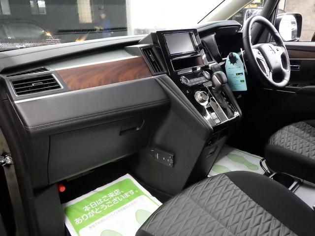 デリカＤ：５ Ｇ　４ＷＤ　ｅ－ａｓｓｉｓｔ　ケンウッド製ナビ　全方位モニター　ＥＴＣ　レーダークルーズ　純正１８インチＡＷ　アイドリングストップ　両側パワスラ　ＬＥＤヘッドライト　ＬＥＤフォグ　寒冷地仕様　禁煙車（12枚目）