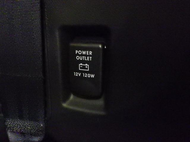 デリカＤ：５ Ｇ　４ＷＤ　ｅ－ａｓｓｉｓｔ　ケンウッド製ナビ　全方位モニター　ＥＴＣ　レーダークルーズ　純正１８インチＡＷ　アイドリングストップ　両側パワスラ　ＬＥＤヘッドライト　ＬＥＤフォグ　寒冷地仕様　禁煙車（22枚目）