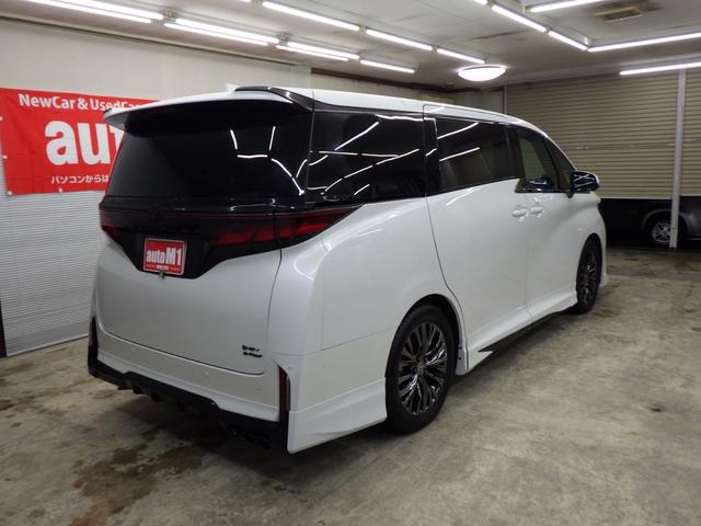 ヴェルファイアハイブリッド Z プレミア 4WD TSS 左右独立ムーンルーフ GRエアロパーツセット 14型ナビフルセグ パノラミックビューモニター 13.2型後席モニター 前後ドラレコ レーダー探知機 BSM 寒冷地仕様 1オーナー禁煙車(8枚目)