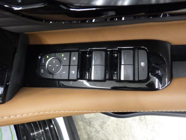 ヴェルファイアハイブリッド Z プレミア 4WD TSS 左右独立ムーンルーフ GRエアロパーツセット 14型ナビフルセグ パノラミックビューモニター 13.2型後席モニター 前後ドラレコ レーダー探知機 BSM 寒冷地仕様 1オーナー禁煙車(59枚目)