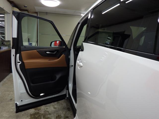 ヴェルファイアハイブリッド Z プレミア 4WD TSS 左右独立ムーンルーフ GRエアロパーツセット 14型ナビフルセグ パノラミックビューモニター 13.2型後席モニター 前後ドラレコ レーダー探知機 BSM 寒冷地仕様 1オーナー禁煙車(75枚目)