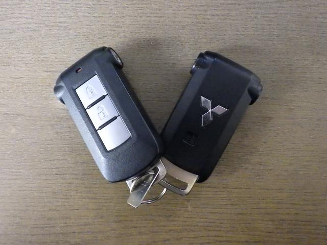 デリカD:5 D パワーパッケージ 4WD 8人 リフトアップ イクリプスSDナビフルセグ バックカメラ ETC 両側パワスラ Fドラレコ オートクルーズ パドルシフト オーバーフェンダー ヘッドライトカバー 寒冷地仕様 禁煙車(70枚目)