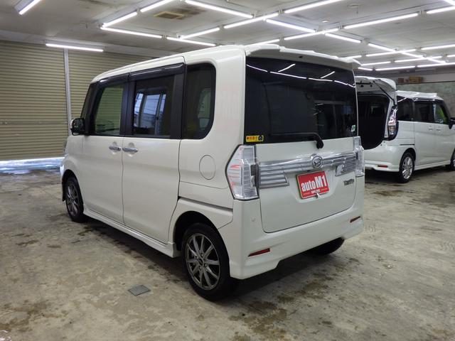 タント カスタムＸ　ＳＡＩＩＩ　４ＷＤ　初売車　２０２６年１月２日午前９時販売開始　店頭販売及び秋田県内在住のお客様のみの販売です　パナソニック製ナビフルセグ　バックカメラ　夏タイヤ１４インチＡＷセット　スタッドレスＡＷセット付属（9枚目）