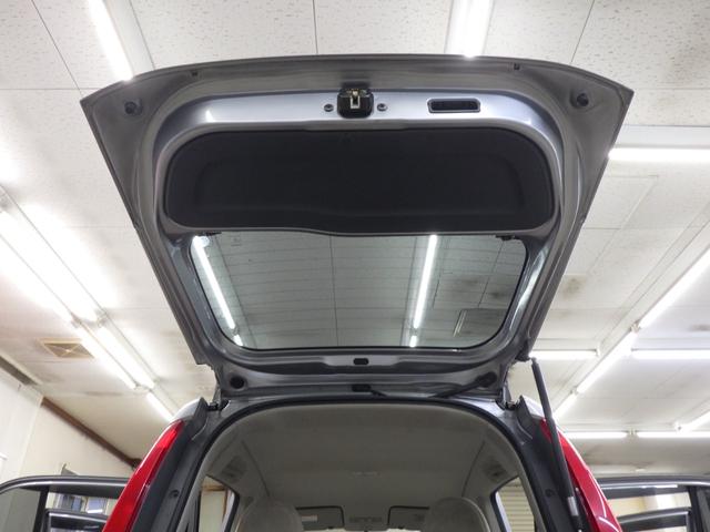 ���X�ł͐�C�̃��J�j�b�N����؂Ȃ��q�l�̂��Ԃ�����䒚�J�ɐ����������܂��B���ДF�؍H��ɂă��t�g�A�b�v�������܂ŃL�b�`�������������܂��B