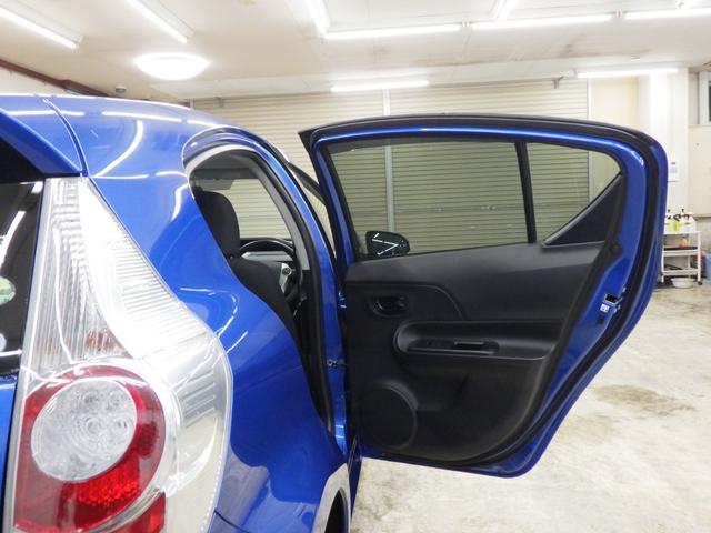 アクア Ｓ　初売車　２０２６年１月２日午前９時販売開始　店頭販売及び秋田県内在住のお客様のみの販売です　純正ＳＤナビＴＶ　Ｂｌｕｅｔｏｏｔｈ接続　バックカメラ　ＥＴＣ　ライトレベライザー　スマートキー２個（67枚目）