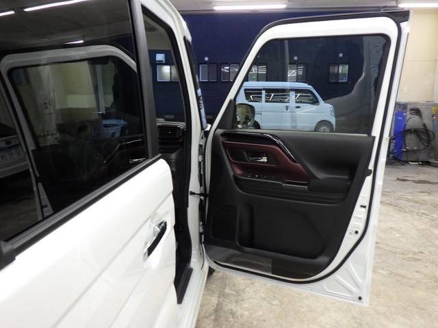 スペーシアカスタム ハイブリッドXS 4WD スズキセーフティサポート 両側パワスラ ステアリングヒーター 純正15インチAW シートバックテーブル Rオットマンシート スリムサーキュレーター HUD LEDヘッドライト 届出済未使用車(64枚目)