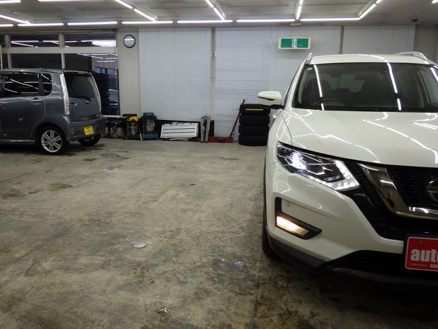 エクストレイル ２０Ｘｉ　ハイブリッド　４ＷＤ　エマージェンシーブレーキ　純正１０インチＳＤナビフルセグ　アラウンドビューモニター　ＥＴＣ　プロパイロット　純正１７インチＡＷ　スタッドレスＡＷセット付属　ＶＤＣ　寒冷地仕様　１オーナー禁煙車（56枚目）