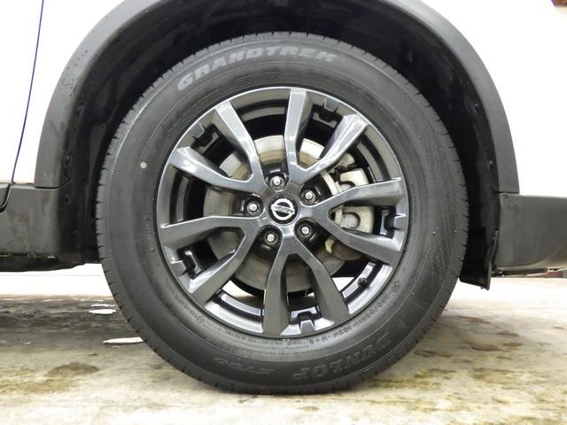 エクストレイル ２０Ｘｉ　ハイブリッド　４ＷＤ　エマージェンシーブレーキ　純正１０インチＳＤナビフルセグ　アラウンドビューモニター　ＥＴＣ　プロパイロット　純正１７インチＡＷ　スタッドレスＡＷセット付属　ＶＤＣ　寒冷地仕様　１オーナー禁煙車（68枚目）