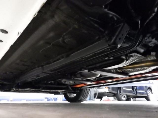 カローラクロス ハイブリッド　Ｚ　４ＷＤ　ＴＳＳ　パノラマルーフ　１０．５型ディスプレイナビフルセグ　パノラミックビューモニター　ビルトインＥＴＣ２．０　純正前後ドラレコ　Ｒパワーゲート　おくだけ充電　寒冷地仕様　ワンオーナー　禁煙車（30枚目）