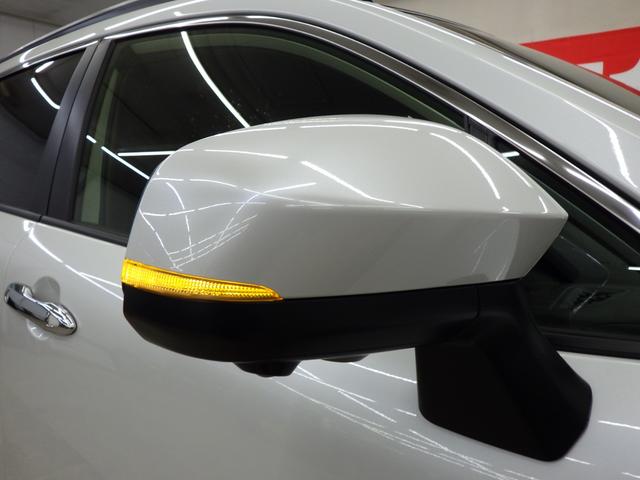 カローラクロス ハイブリッド　Ｚ　４ＷＤ　ＴＳＳ　パノラマルーフ　１０．５型ディスプレイナビフルセグ　パノラミックビューモニター　ビルトインＥＴＣ２．０　純正前後ドラレコ　Ｒパワーゲート　おくだけ充電　寒冷地仕様　ワンオーナー　禁煙車（54枚目）