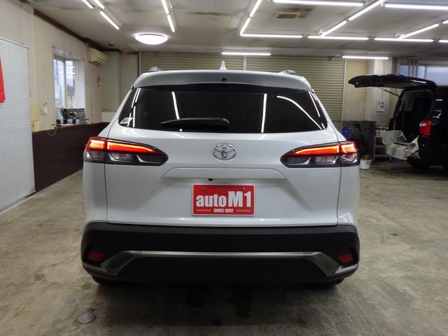 カローラクロス ハイブリッド　Ｚ　４ＷＤ　ＴＳＳ　パノラマルーフ　１０．５型ディスプレイナビフルセグ　パノラミックビューモニター　ビルトインＥＴＣ２．０　純正前後ドラレコ　Ｒパワーゲート　おくだけ充電　寒冷地仕様　ワンオーナー　禁煙車（65枚目）