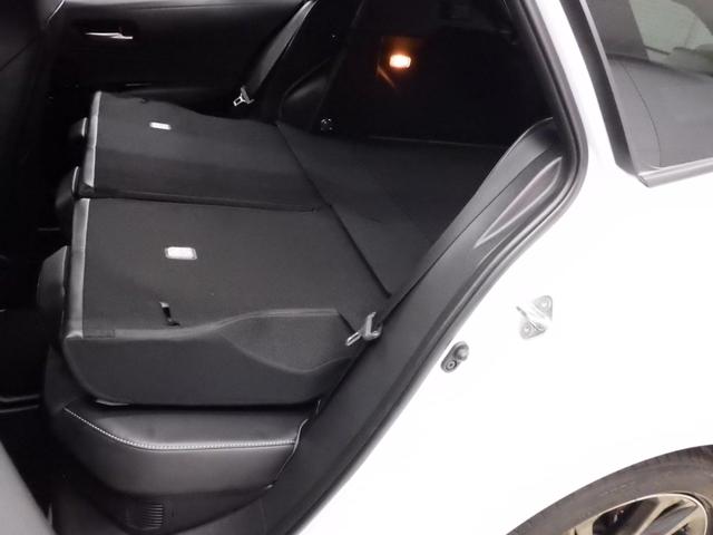 カローラツーリング アクティブスポーツ　４ＷＤ　ＴＳＳ　１０．５型ディスプレイナビフルセグ　バックカメラ　ビルトインＥＴＣ２．０　前後ドラレコ　レーダークルーズ　ステアリングヒーター　Ｆ左右シートヒーター　ミラーヒーター　ワンオーナー車（20枚目）