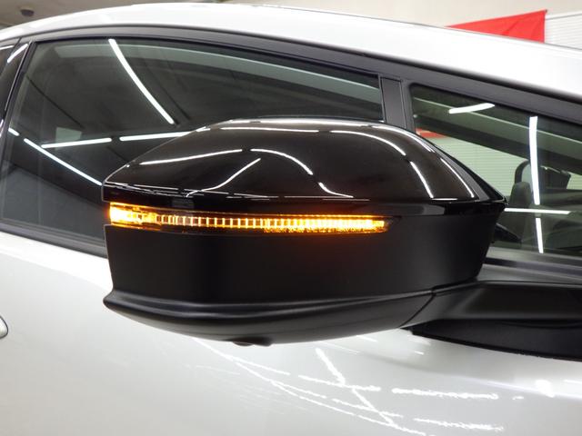 プリウス Ｚ　パノラマルーフ　モデリスタエアロエレガントアイススタイル　１２．３型ディスプレイナビフルセグ　パノラミックビューモニター　ビルトインＥＴＣ２．０　ワイヤレス充電　ＢＳＭ　Ｆマット　寒冷地仕様　禁煙車（55枚目）