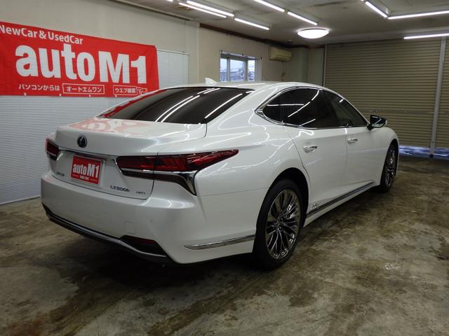 LS LS500h Iパッケージ 4WD サンルーフ 純正ナビフルセグ パノラミックビューモニター キャメル革シート オプション20インチAW スタッドレス純正19インチAWセット付属 Rパワーゲート 寒冷地仕様 ワンオーナー 禁煙車(8枚目)