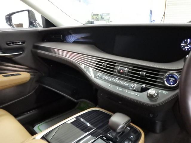LS LS500h Iパッケージ 4WD サンルーフ 純正ナビフルセグ パノラミックビューモニター キャメル革シート オプション20インチAW スタッドレス純正19インチAWセット付属 Rパワーゲート 寒冷地仕様 ワンオーナー 禁煙車(30枚目)