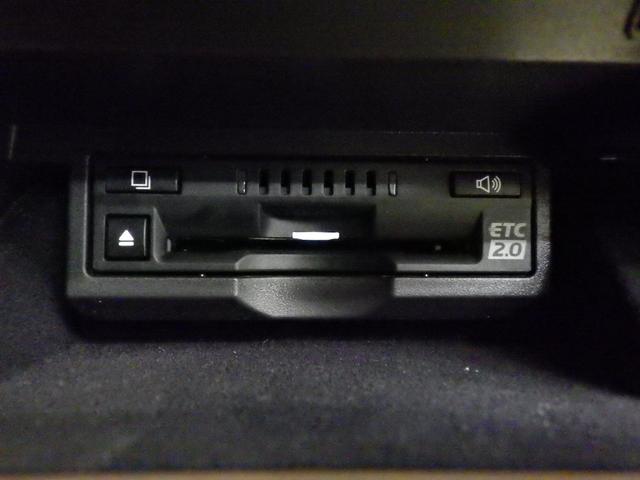 LS LS500h Iパッケージ 4WD サンルーフ 純正ナビフルセグ パノラミックビューモニター キャメル革シート オプション20インチAW スタッドレス純正19インチAWセット付属 Rパワーゲート 寒冷地仕様 ワンオーナー 禁煙車(40枚目)