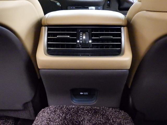 LS LS500h Iパッケージ 4WD サンルーフ 純正ナビフルセグ パノラミックビューモニター キャメル革シート オプション20インチAW スタッドレス純正19インチAWセット付属 Rパワーゲート 寒冷地仕様 ワンオーナー 禁煙車(42枚目)