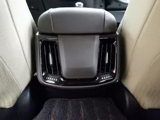 �I�[�g�G�������ɂ͑����Ԏ�l�X�ȍ݌ɂ��������܂��B�����Ƃ��C�ɓ���̂P��ɏo���͂��ł��I