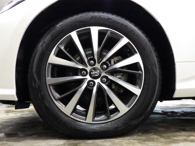 ���X�ł͐�C�̃��J�j�b�N����؂Ȃ��q�l�̂��Ԃ�����䒚�J�ɐ����������܂��B���ДF�؍H��ɂă��t�g�A�b�v�������܂ŃL�b�`�������������܂��B