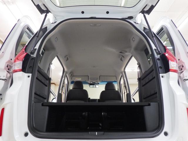 ���X�ł͐�C�̃��J�j�b�N����؂Ȃ��q�l�̂��Ԃ�����䒚�J�ɐ����������܂��B���ДF�؍H��ɂă��t�g�A�b�v�������܂ŃL�b�`�������������܂��B