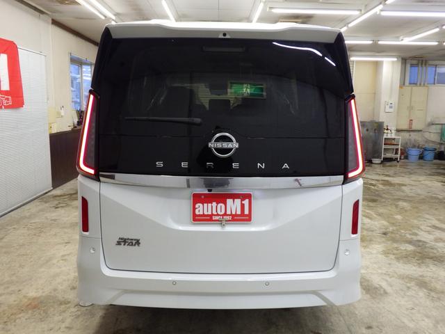 ���X�ł͐�C�̃��J�j�b�N����؂Ȃ��q�l�̂��Ԃ�����䒚�J�ɐ����������܂��B���ДF�؍H��ɂă��t�g�A�b�v�������܂ŃL�b�`�������������܂��B