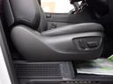 エグゼクティブラウンジ　４ＷＤ　ＴＳＳ　１４型ＪＢＬプレミアムサウンドナビフルセグ　全方位カメラ　Ｒエンターテイメント後席モニター　黒本革シート　ユニバーサルステップ　ピラーエンブレムイルミ　寒冷地仕様　ワンオーナー　禁煙車（32枚目）