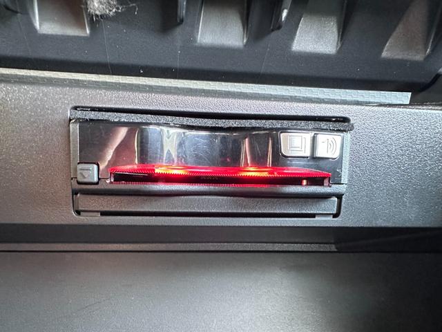 ソリオバンディット ハイブリッドMV 4WD Bluetoot対応メモリーナビ 全方位カメラ 衝突軽減ブレーキ レーンキープアシスト 電動スライドドア シートヒーター 前後ドラレコ LEDライト スマートキー クルーズコントロール ETC(27枚目)