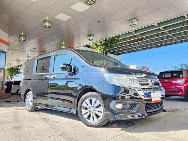 ステップワゴンスパーダ Ｚ　４ＷＤ　ＨＤＭＩ対応ＳＤナビＴＶ　後席モニター　バックカメラ　両側電動ドア　パドルシフト　横滑り防止　ＨＩＤヘッドライト　スマートキー　ステアリングリモコン　ＥＴＣ　アイドリングストップ　純正１６ＡＷ（7枚目）