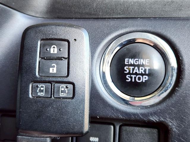 ヴォクシー ZS 煌 4WD Bluetooth対応9インチSDナビTV 後席モニター バックカメラ 両側電動ドア 衝突軽減ブレーキ レーンキープ LEDヘッドライト&オートハイビーム ステアリングリモコン 純正16AW(22枚目)