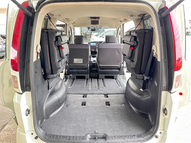 セレナ ハイウェイスター 4WD 後期型 純正HDDナビTV 後席モニター バックカメラ 両側電動ドア エンジンスターター HIDヘッドライト フォグランプ オートライト スマートキー ETC 社外17インチAW(22枚目)