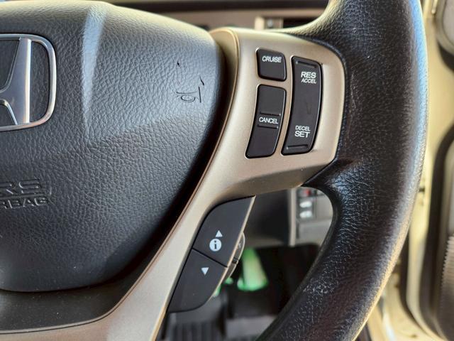 �X�e�A�����O�ɂ̓N���[�Y�R���g���[���X�C�b�`����������Ă��܂��I�������H���s���ɂ͂��g�p�������������A�����O�h���C�u���A�V�X�g���Ă���鑕���ł��I