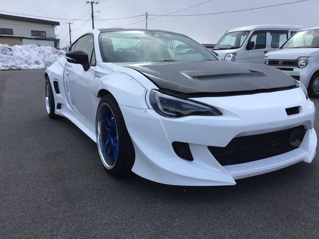 ８６ ＧＴリミテッド　ＰＡＮＤＥＭ　ロケットバニー　車高調　マフラー（6枚目）